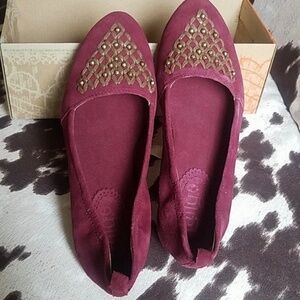 Anthropologie Latigo Unity Plum Flats